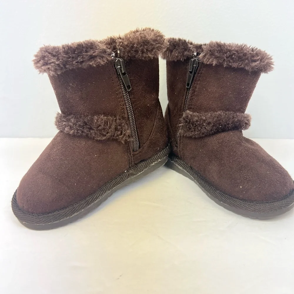 Teeny Toes- Baby Brown Boots- Size:4,‎ Pre-Owned